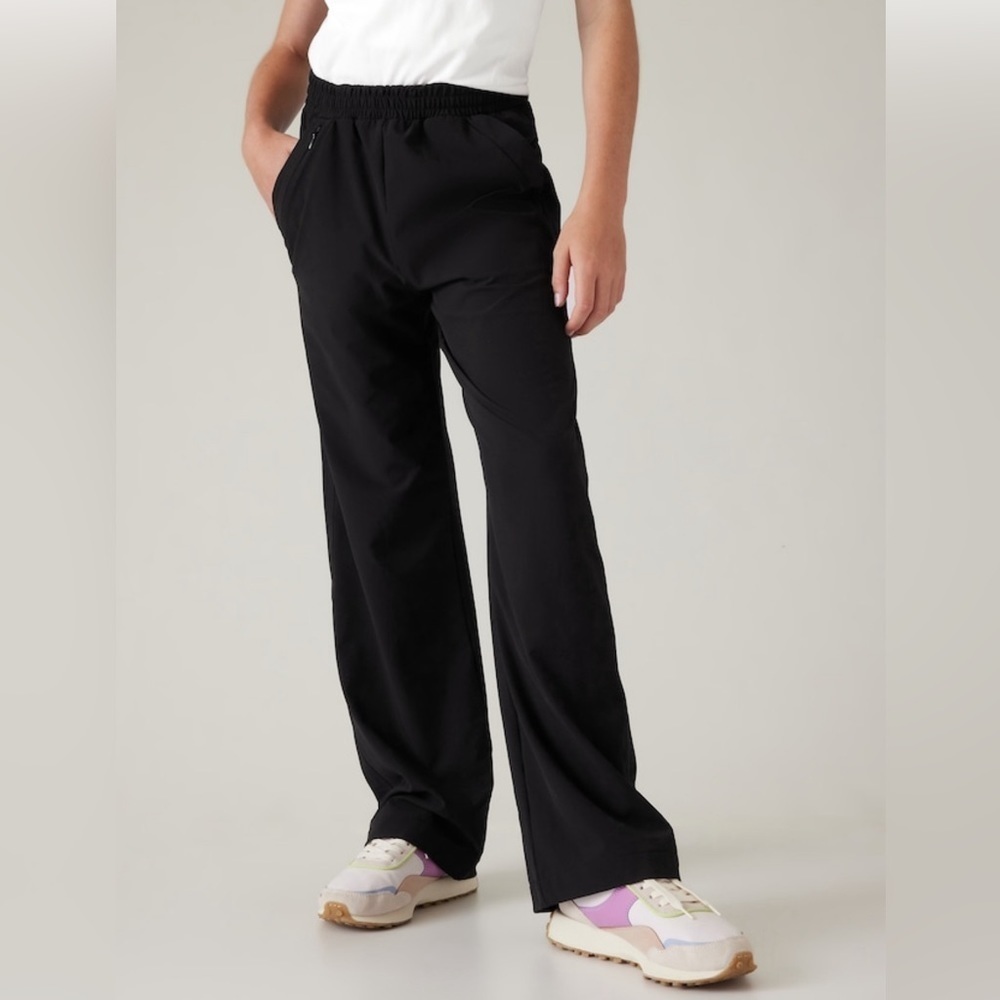 NWT Athleta Girl Black Everyday Pant size XS/6,
